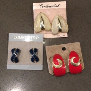 NWT 1980s vintage earrings​